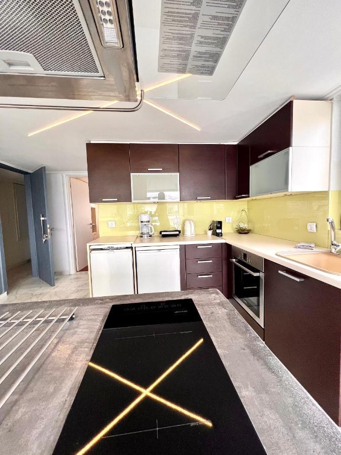 Citycenter Penthouse Mini Private Pool With Hydromassage And Great Town View Атина Екстериор снимка