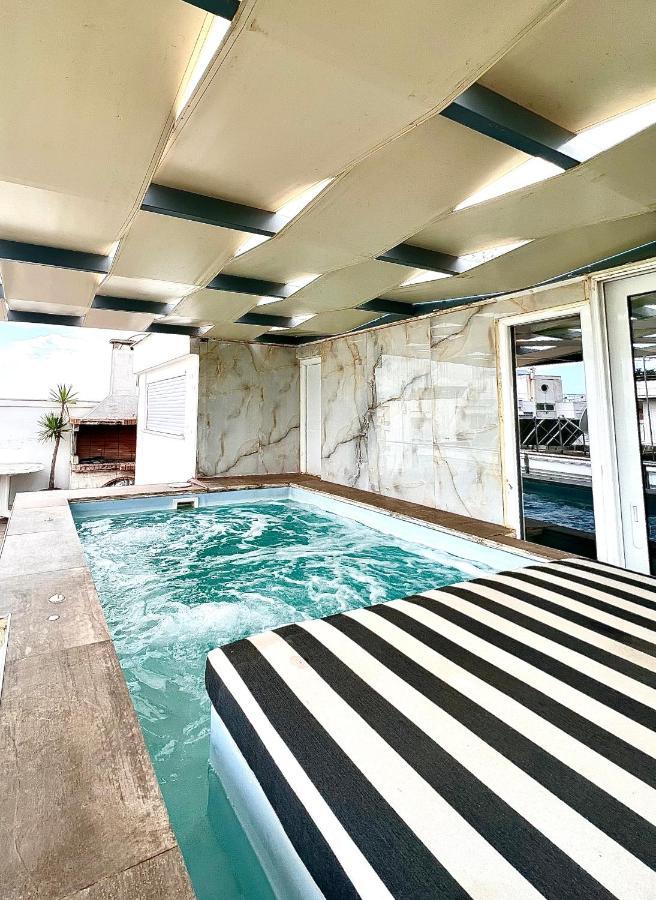 Citycenter Penthouse Mini Private Pool With Hydromassage And Great Town View Атина Екстериор снимка